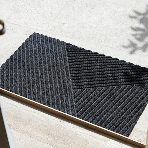 Dune Stripes Scraper Doormats in Dark Grey